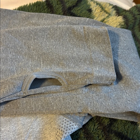 LWJ 1982 Top - Picture 4 of 8